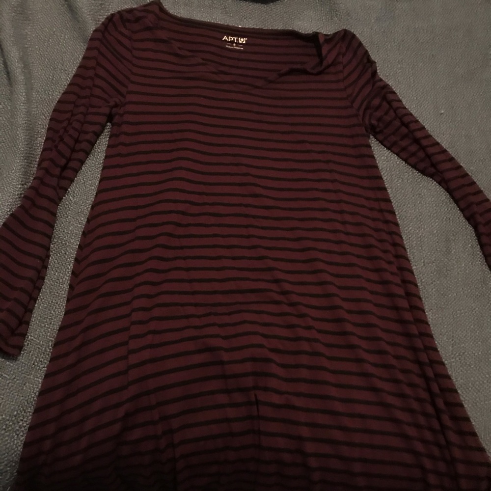 Dress plum and black striped